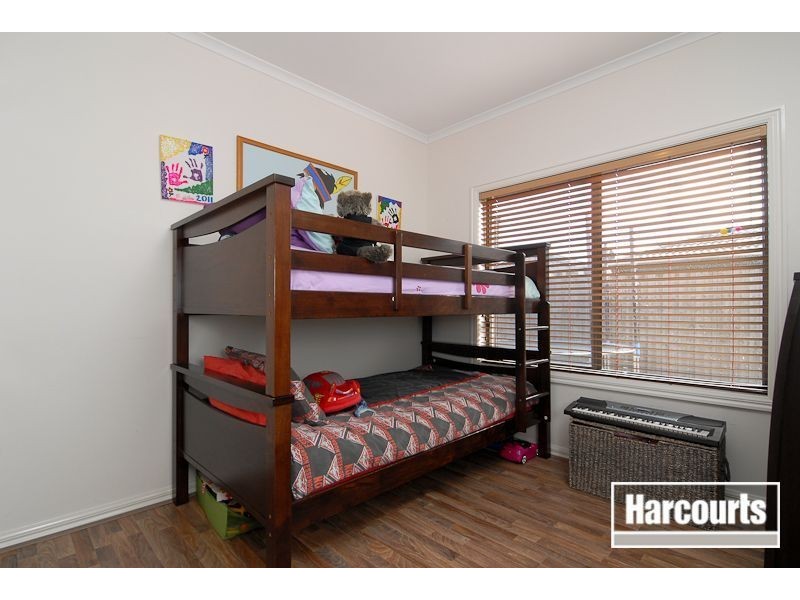 5/17 Elizabeth St, Cranbourne North VIC 3977