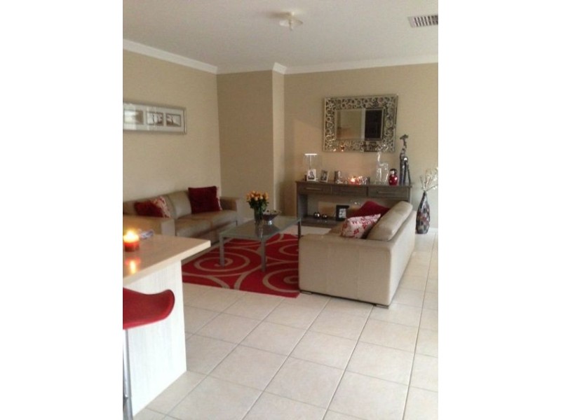 35 Flinders Park Drive, Officer VIC 3809