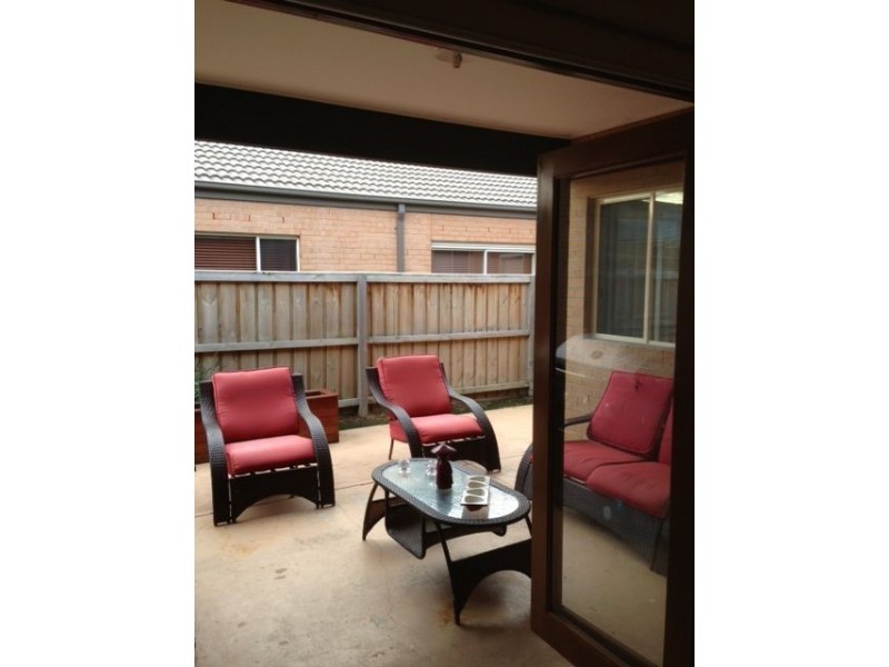 35 Flinders Park Drive, Officer VIC 3809