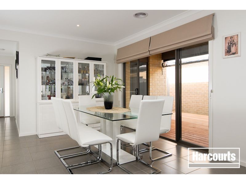 53 Datura Ave, Cranbourne North VIC 3977