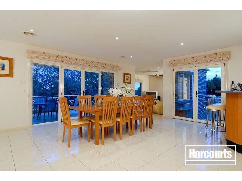 3 Montbrae Circuit, Narre Warren North VIC 3804