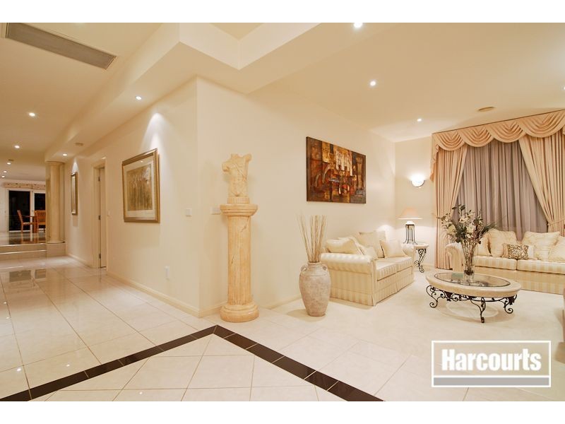 3 Montbrae Circuit, Narre Warren North VIC 3804