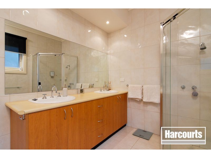 3 Montbrae Circuit, Narre Warren North VIC 3804