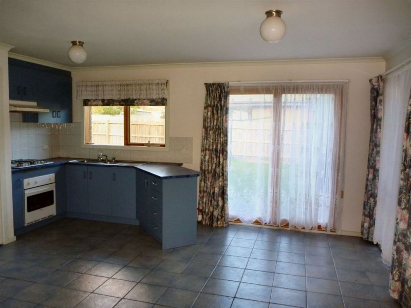 2 Marshall Close, Carrum Downs VIC 3201