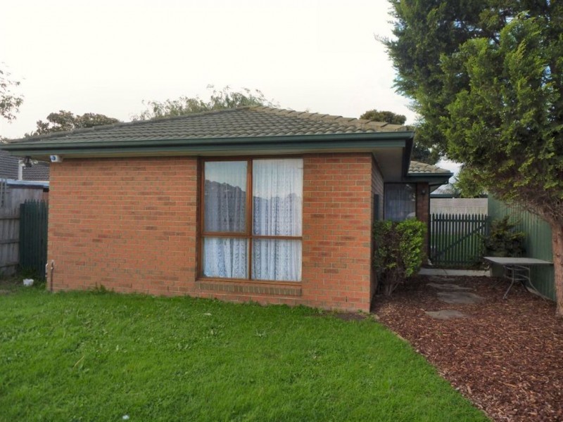2 Marshall Close, Carrum Downs VIC 3201