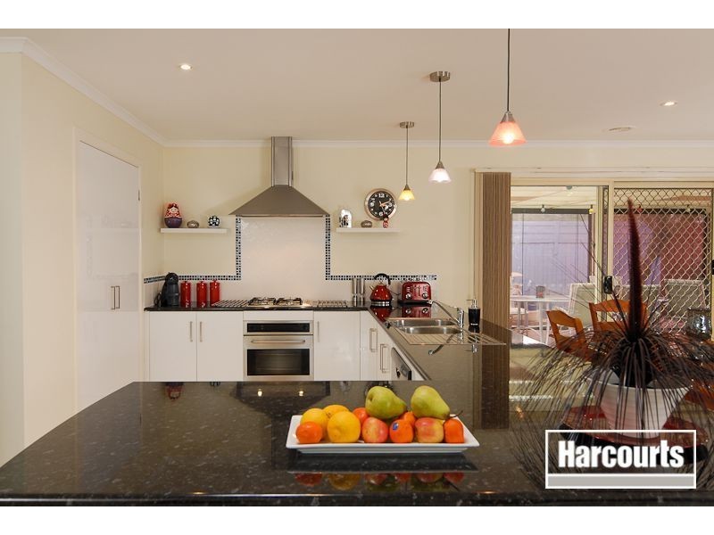 55 Tuileries Rise, Narre Warren South VIC 3805
