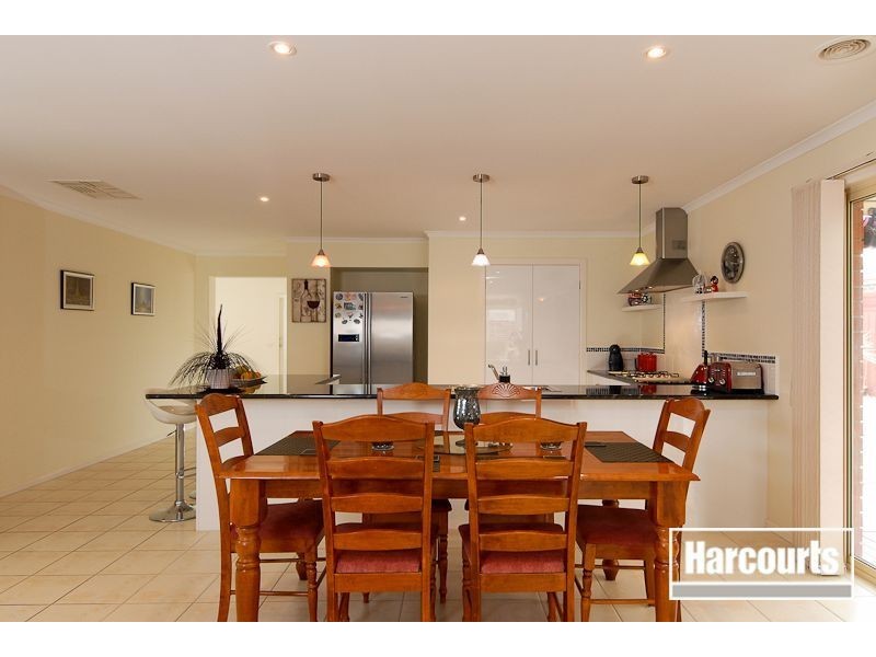 55 Tuileries Rise, Narre Warren South VIC 3805