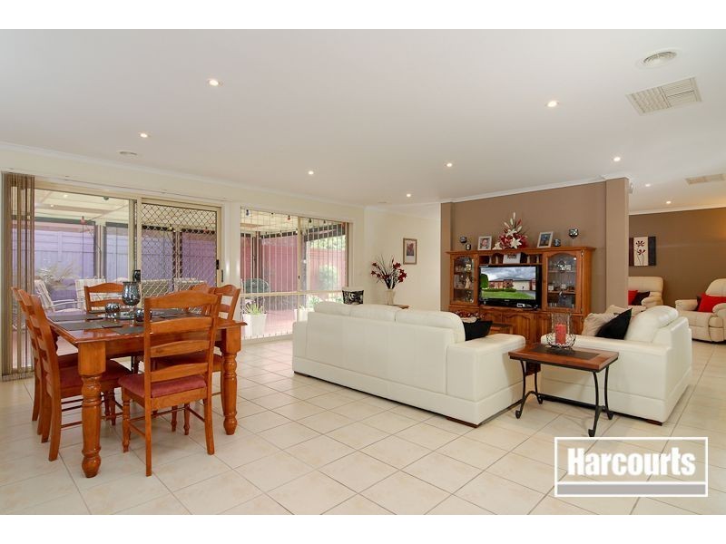 55 Tuileries Rise, Narre Warren South VIC 3805