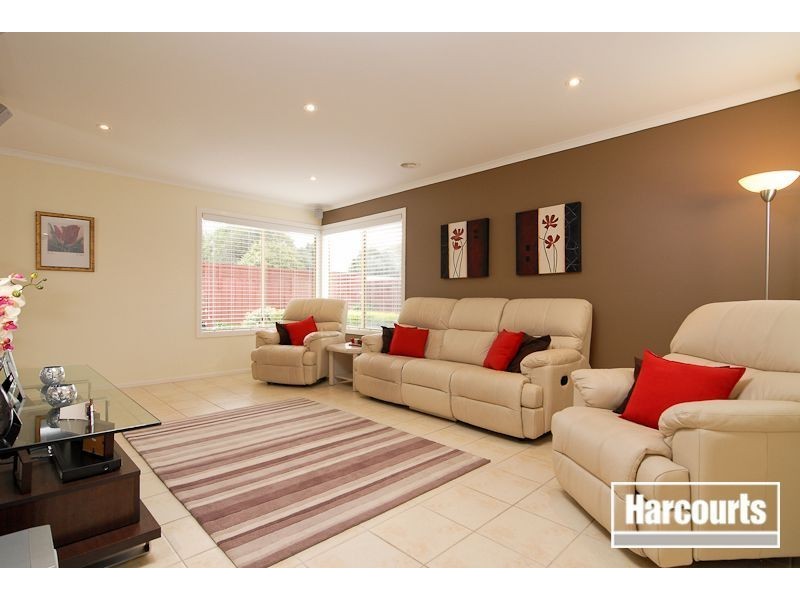 55 Tuileries Rise, Narre Warren South VIC 3805