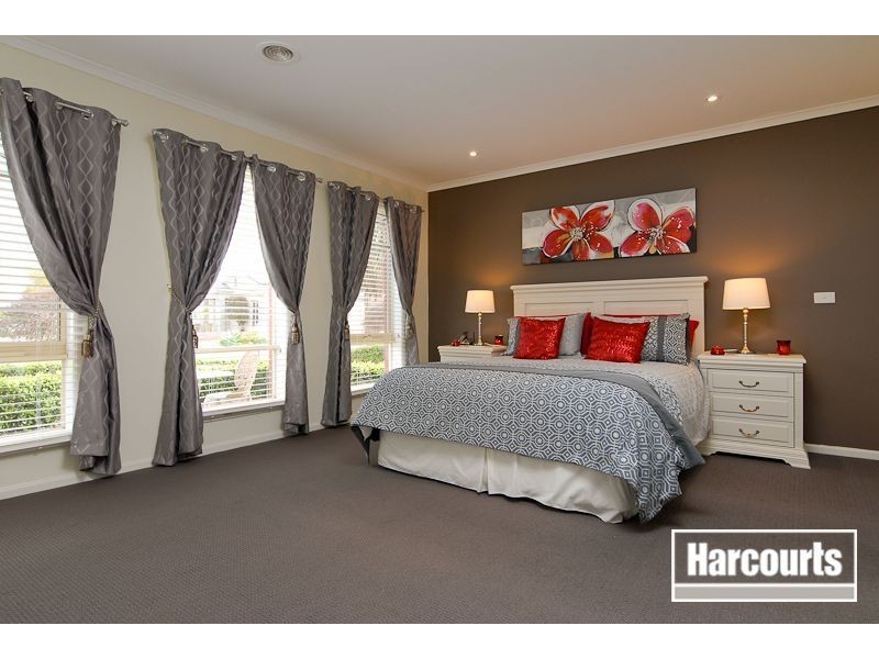 55 Tuileries Rise, Narre Warren South VIC 3805