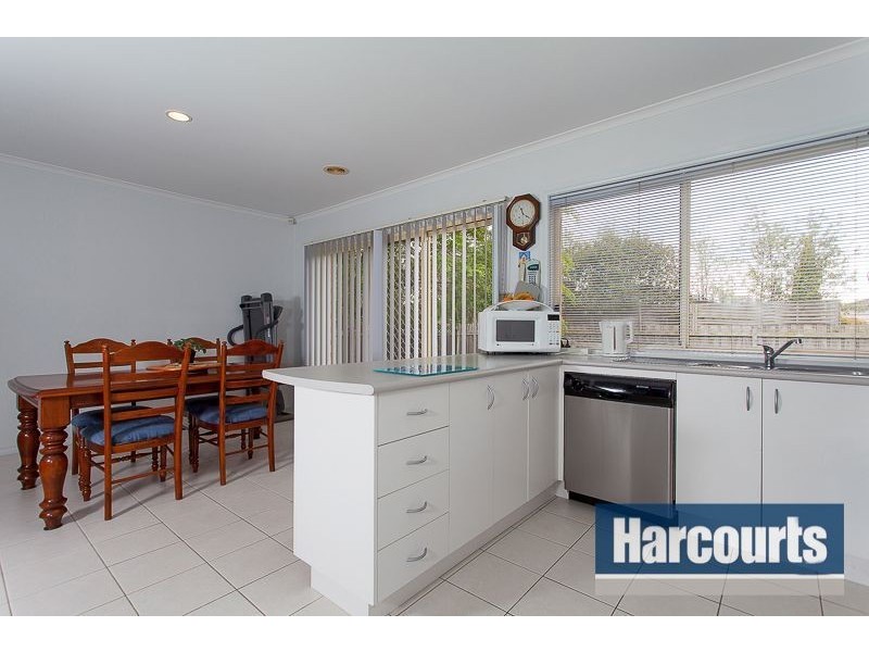 4 Bungalow Lane, Narre Warren South VIC 3805