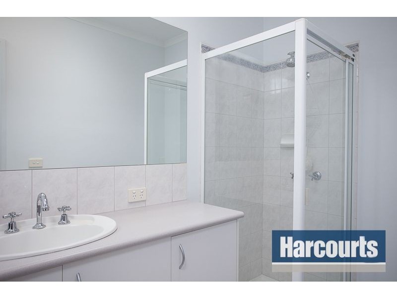 4 Bungalow Lane, Narre Warren South VIC 3805