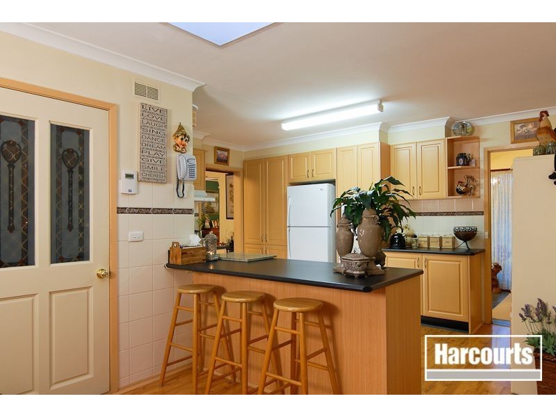 5 Pinelands Court, Narre Warren VIC 3805