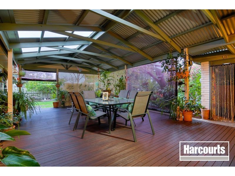 5 Pinelands Court, Narre Warren VIC 3805