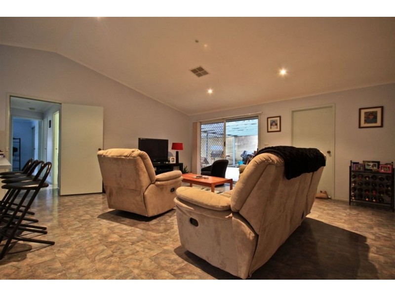 23 Denver Drive, Narre Warren VIC 3805