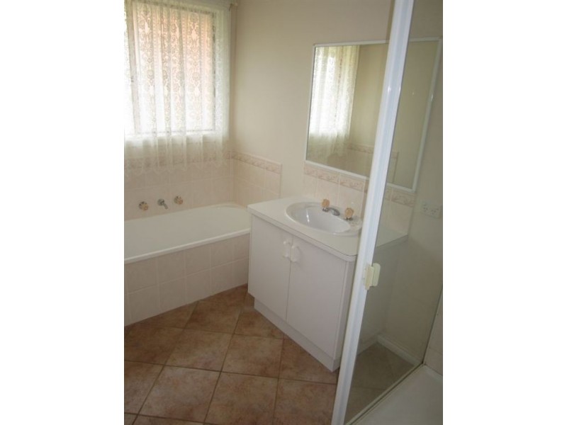 6 Celeste Court, Berwick VIC 3806