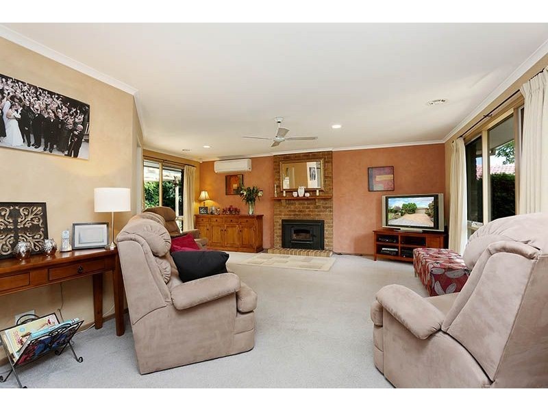 7 Hansen Crt, Narre Warren VIC 3805