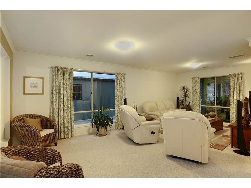 7 Towerhill Boulevard, Lynbrook VIC 3975