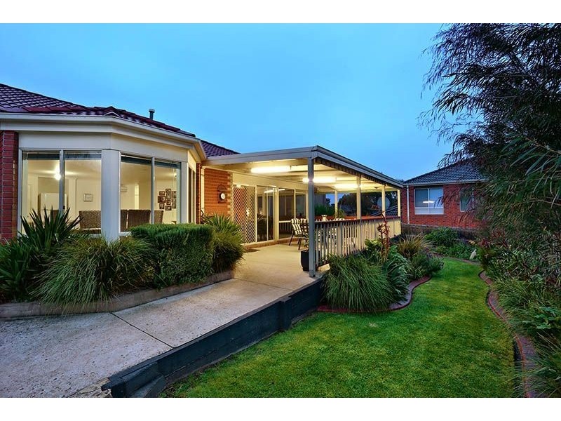 7 Towerhill Boulevard, Lynbrook VIC 3975