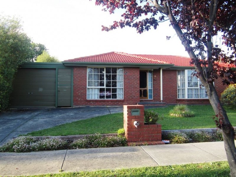 10 Tottington Rise, Berwick VIC 3806