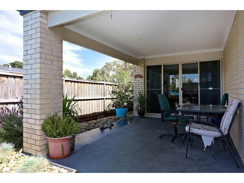 33 Ogle way, Cranbourne North VIC 3977