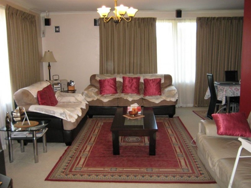 5 Chateau Avenue, Narre Warren VIC 3805