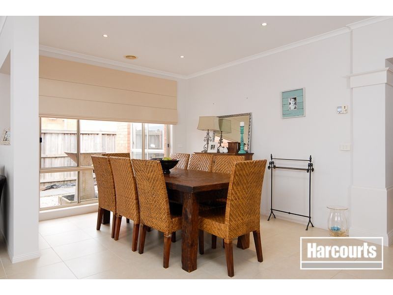 6 Napier Way, Narre Warren South VIC 3805