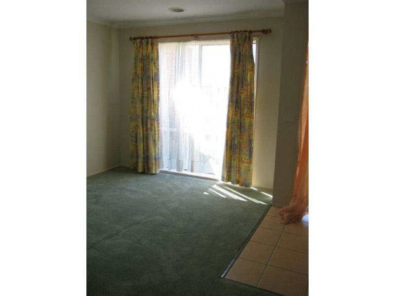 19 St Georges Road, Narre Warren South VIC 3805