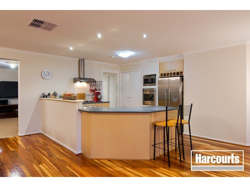 3 Jude Place, Narre Warren South VIC 3805