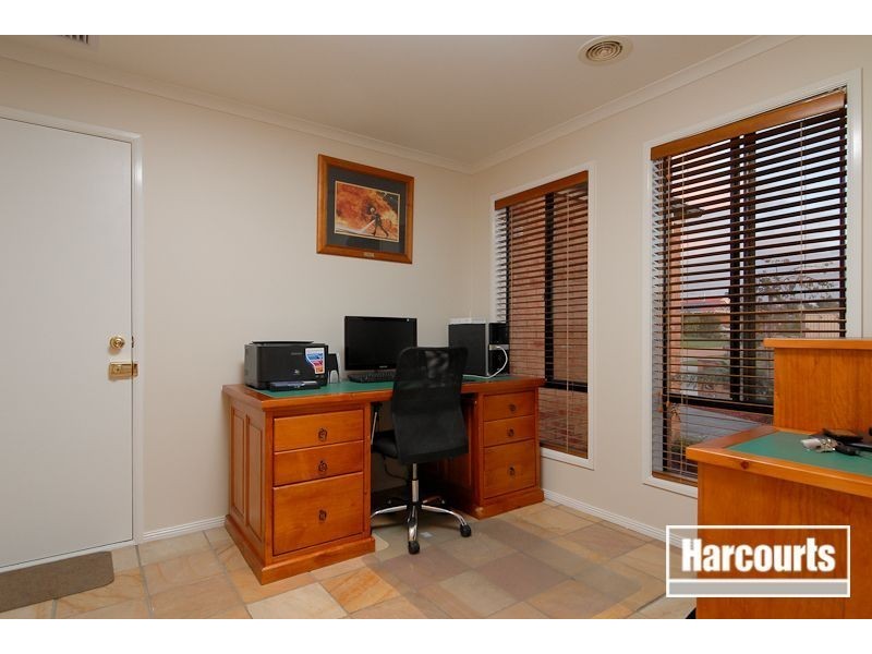 3 Jude Place, Narre Warren South VIC 3805