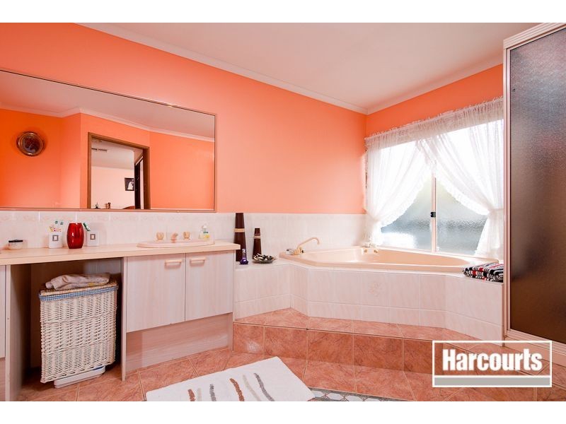 10 Addlington Court, Narre Warren South VIC 3805