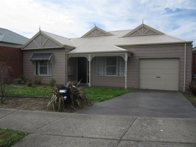 34 Waterbush Crescent, Lyndhurst VIC 3975