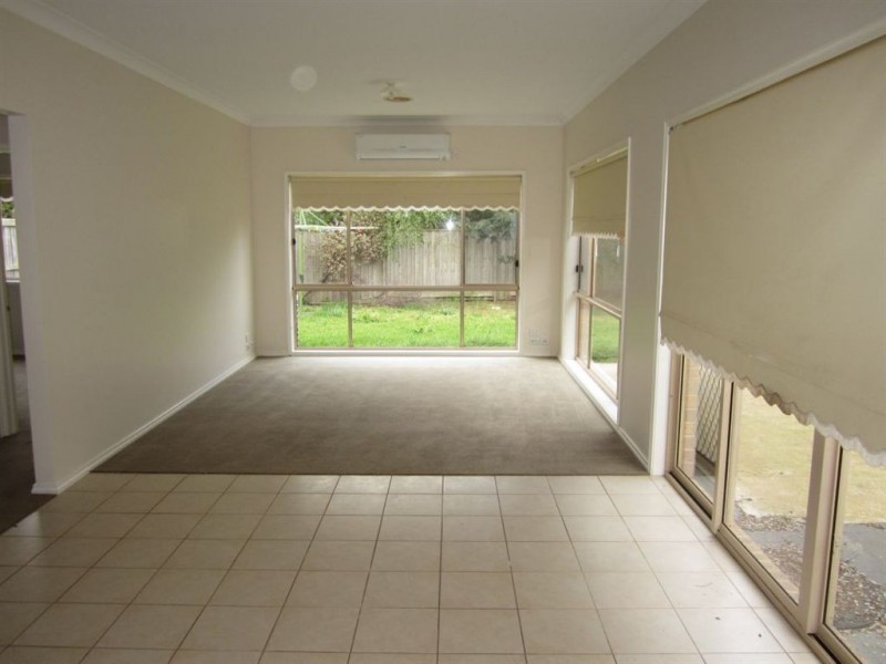 34 Waterbush Crescent, Lyndhurst VIC 3975