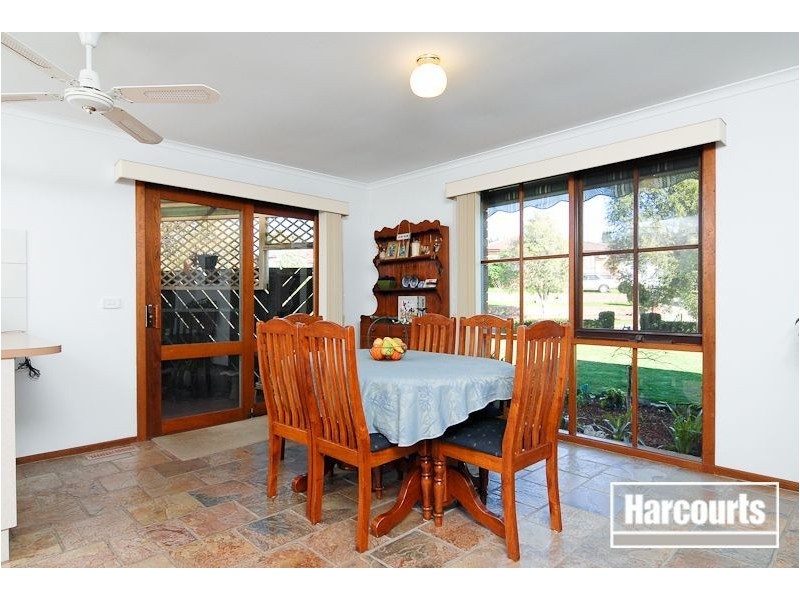 24 Weeden Crescent, Hallam VIC 3803