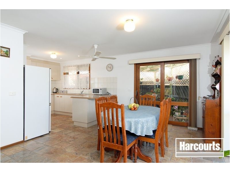 24 Weeden Crescent, Hallam VIC 3803