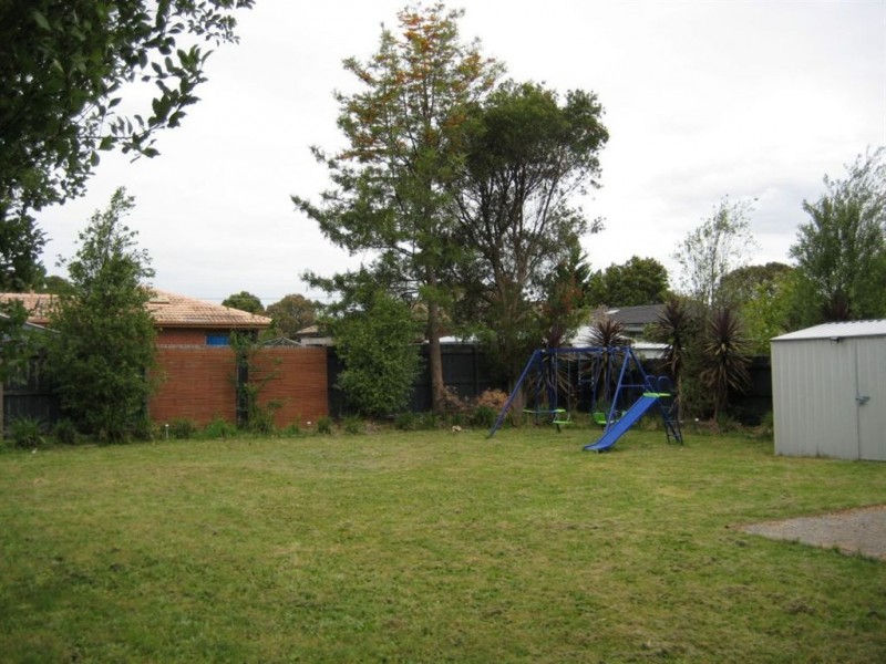 14 Deanswood Road, Hampton Park VIC 3976