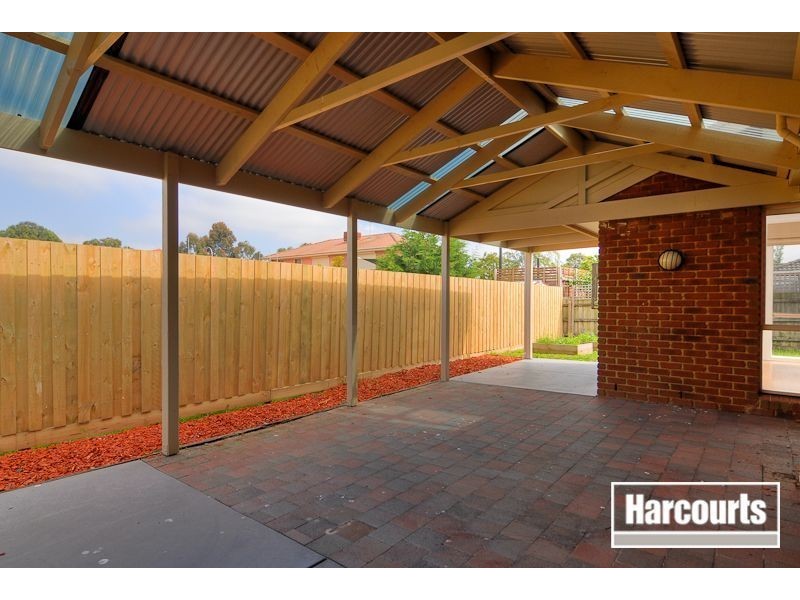 1 Oxenford Rise, Narre Warren South VIC 3805