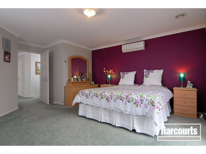 5 Abbey Road, Narre Warren South VIC 3805