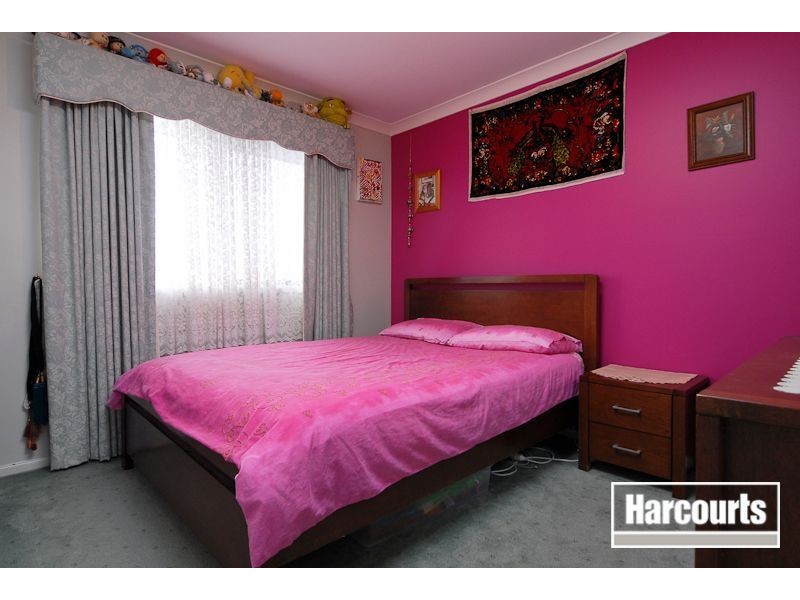 5 Abbey Road, Narre Warren South VIC 3805