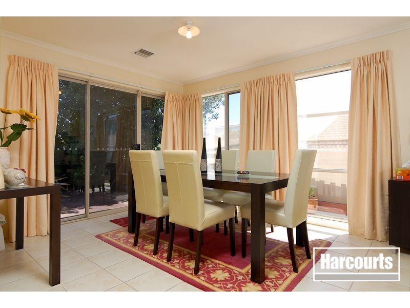 10 Radiata Rise, Narre Warren VIC 3805