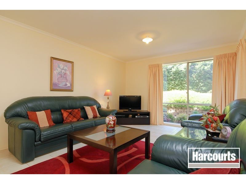 10 Radiata Rise, Narre Warren VIC 3805