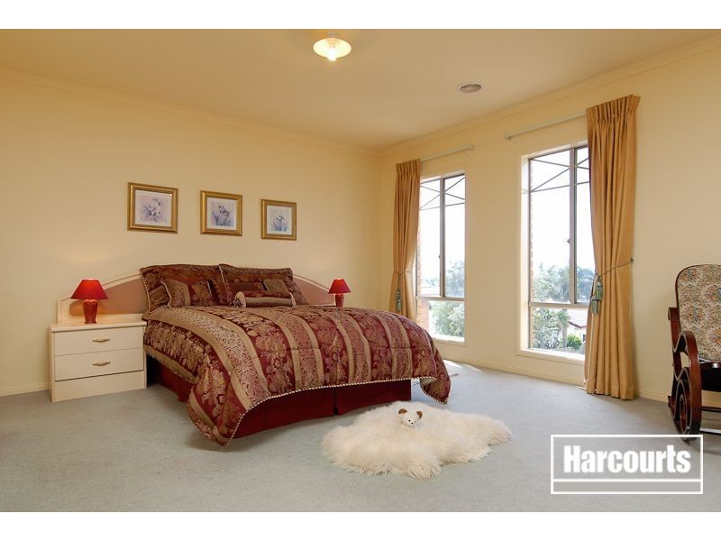 10 Radiata Rise, Narre Warren VIC 3805