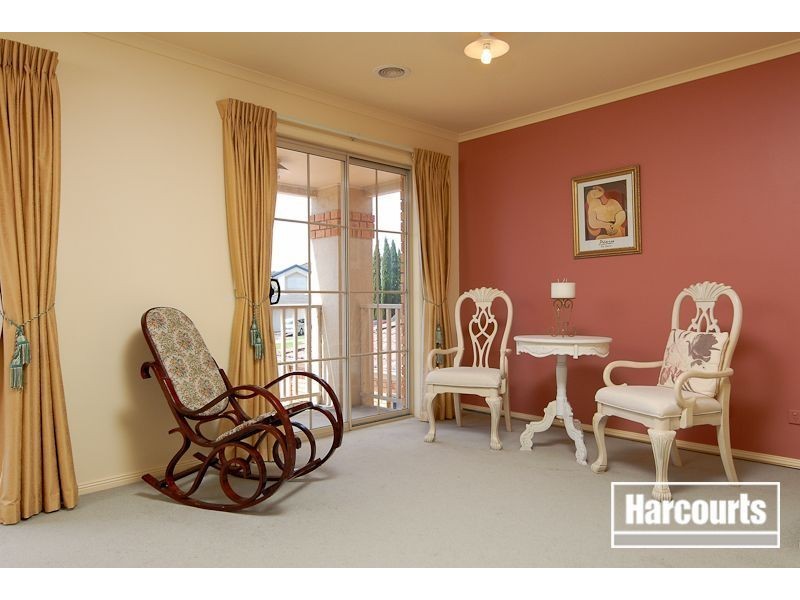10 Radiata Rise, Narre Warren VIC 3805