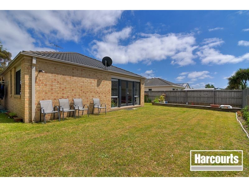 16 Hallmark Drive, Narre Warren South VIC 3805