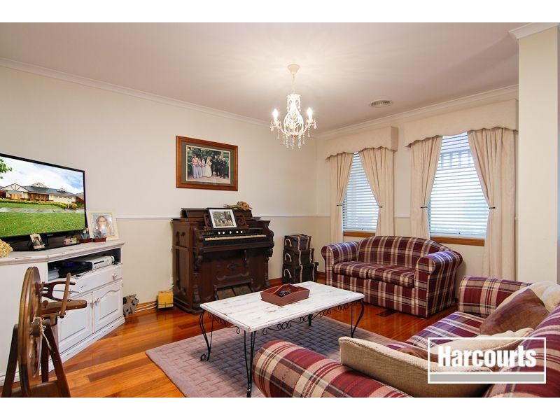 160 The Promenade, Narre Warren South VIC 3805