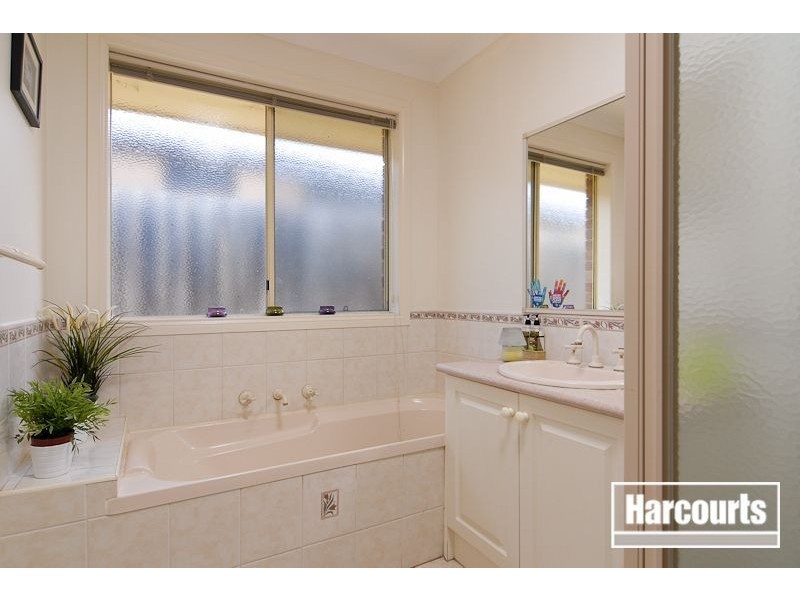 20 The Quadrant, Narre Warren South VIC 3805