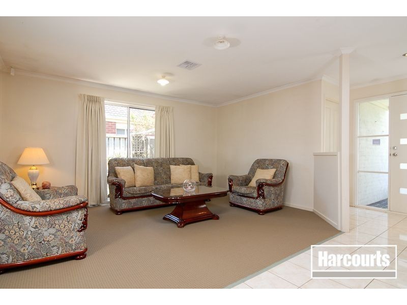 79 Kingston Avenue, Narre Warren South VIC 3805