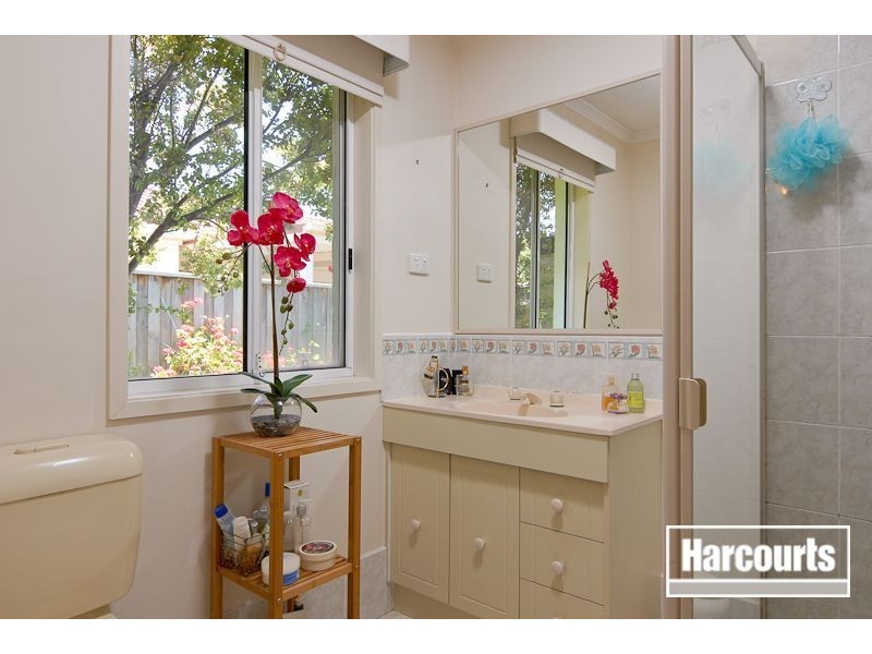 79 Kingston Avenue, Narre Warren South VIC 3805