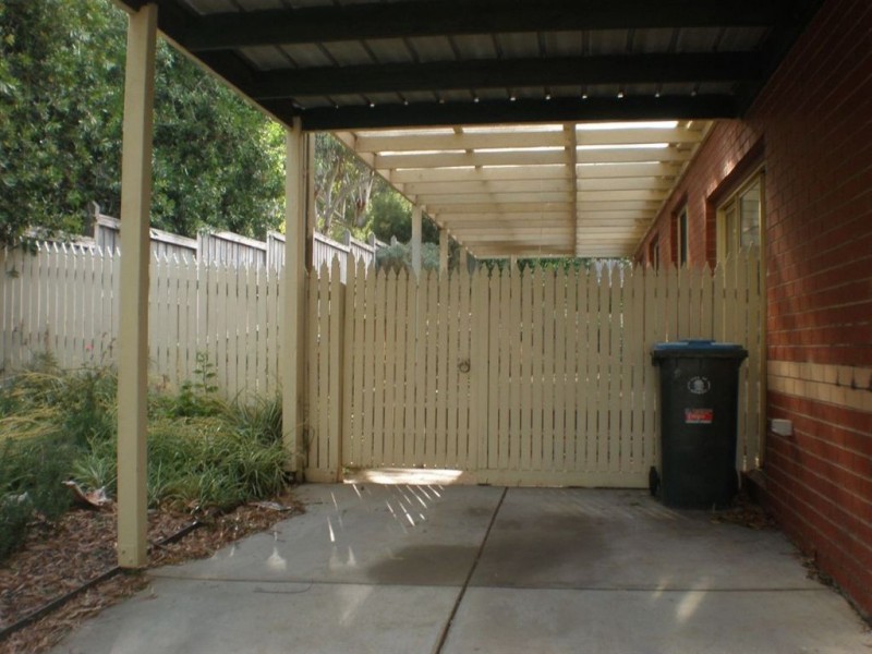 20 Sunnyside Drive, Berwick VIC 3806