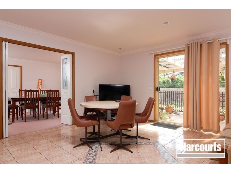 2 Walcott Place, Narre Warren South VIC 3805